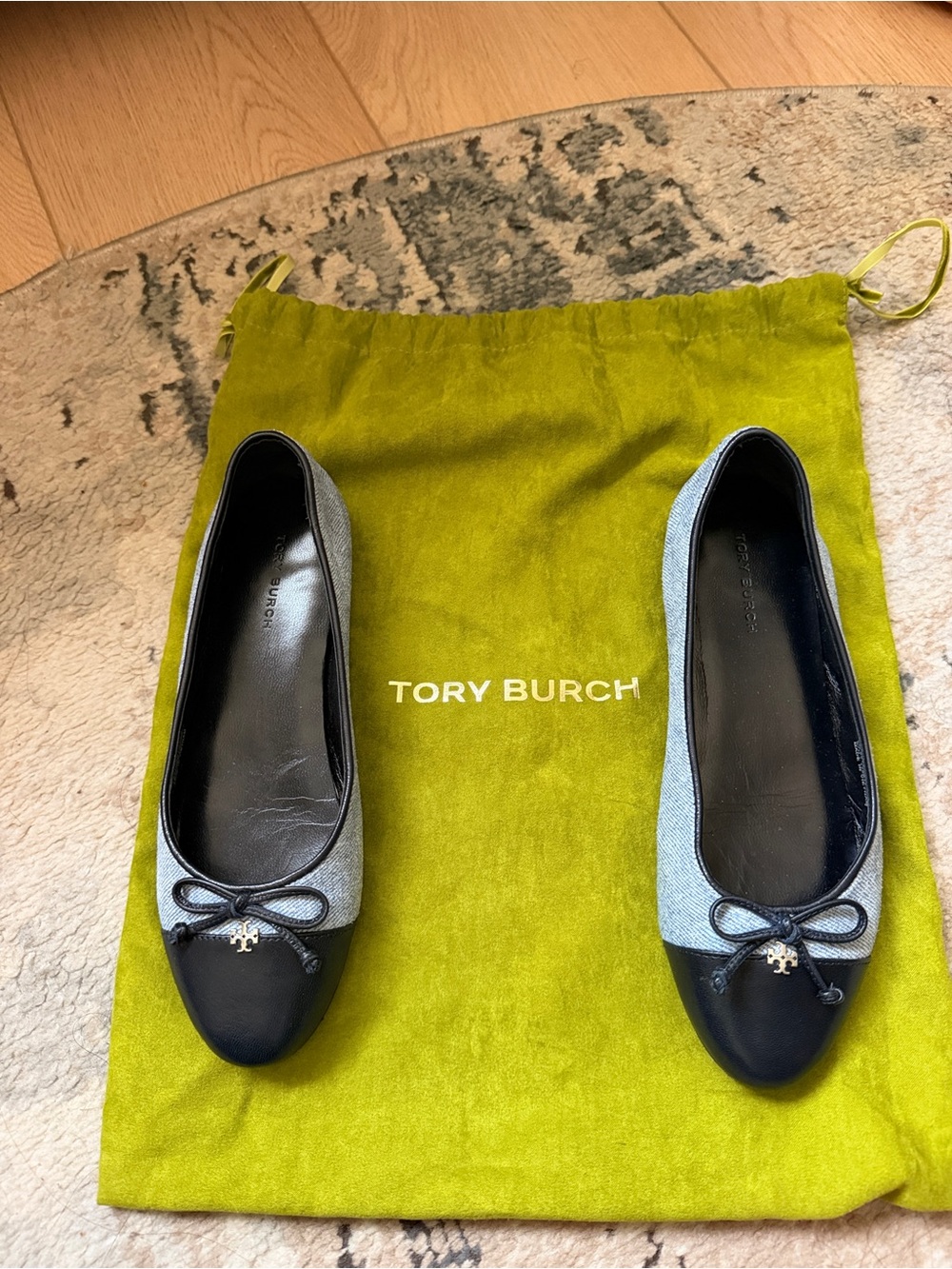 Tory Burch Black and Gray Two-Tone Ballet Flats with Logo Charm